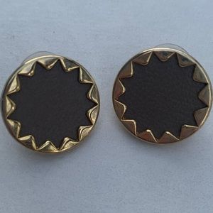House of Harlow Sunburst Earrings in Gold/Taupe